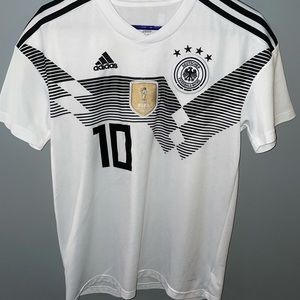 2018 World Cup Ozil jersey